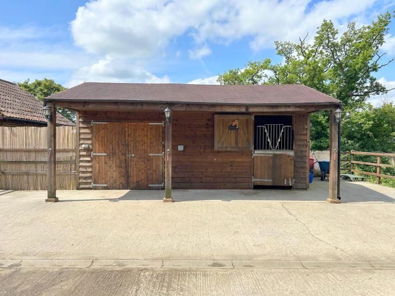 Additional image 20 of 6 bed detached house for saleGoughs Barn Lane, Warfield RG42