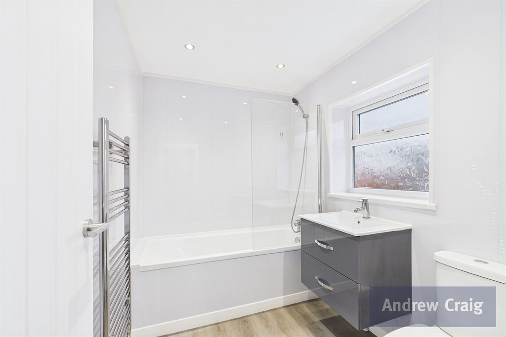 Additional image 3 of 3 bed flat for saleTalbot Road, South Shields NE34