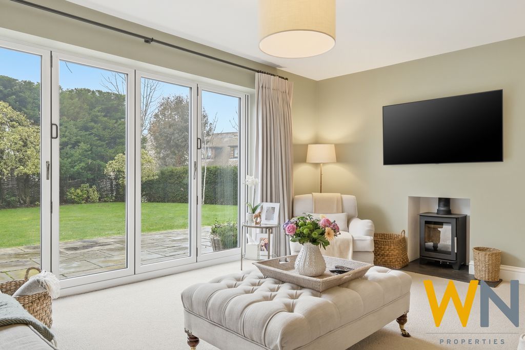 Additional image 9 of 4 bed detached house for saleRoundwood Avenue, Hutton Mount, Brentwood CM13