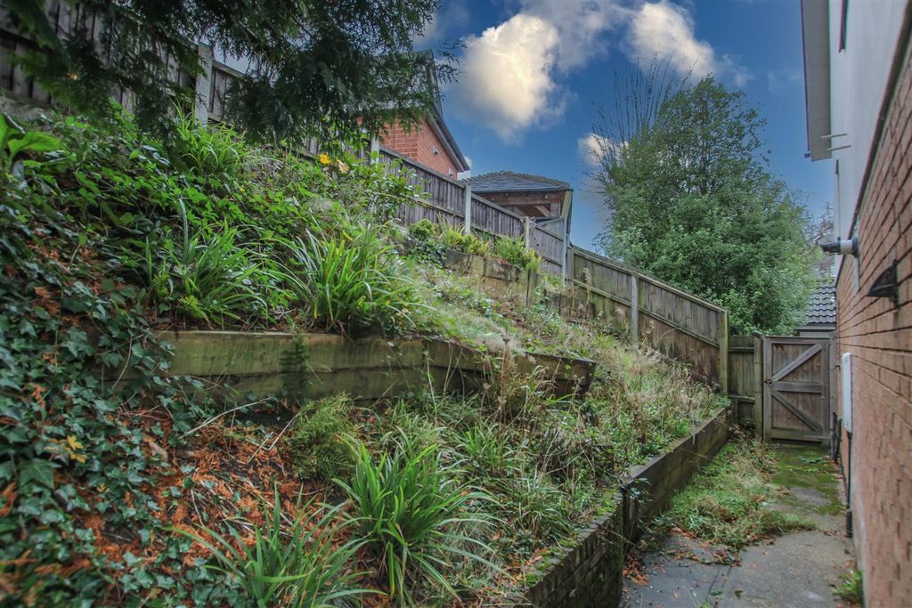 Additional image 16 of 4 bed detached house for saleHeadley Chase, Warley, Brentwood CM14