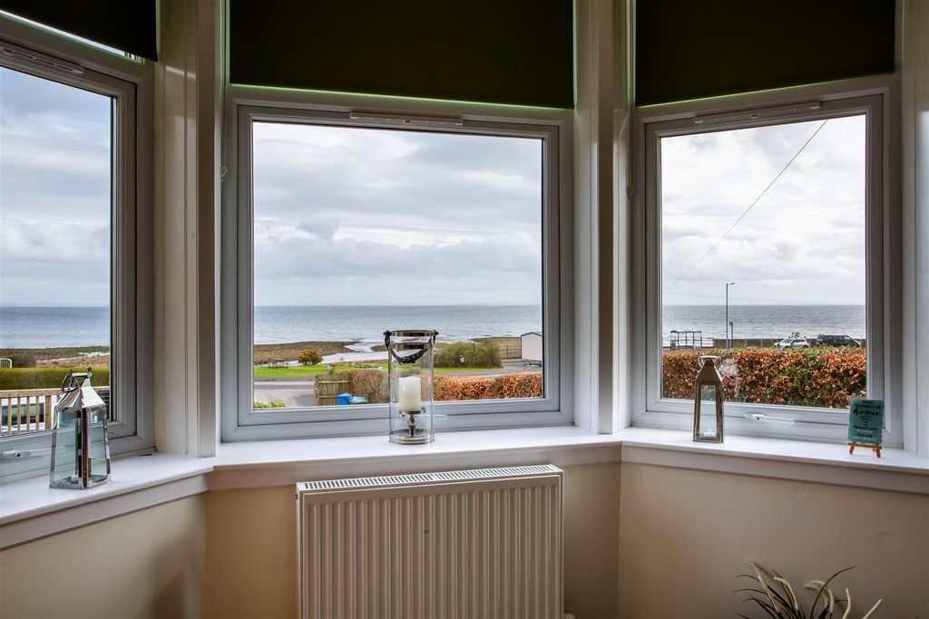Additional image 13 of 2 bed flat for saleApt 2 Eaisdale House, Shore Road, Whiting Bay. Isle Of Arran KA27