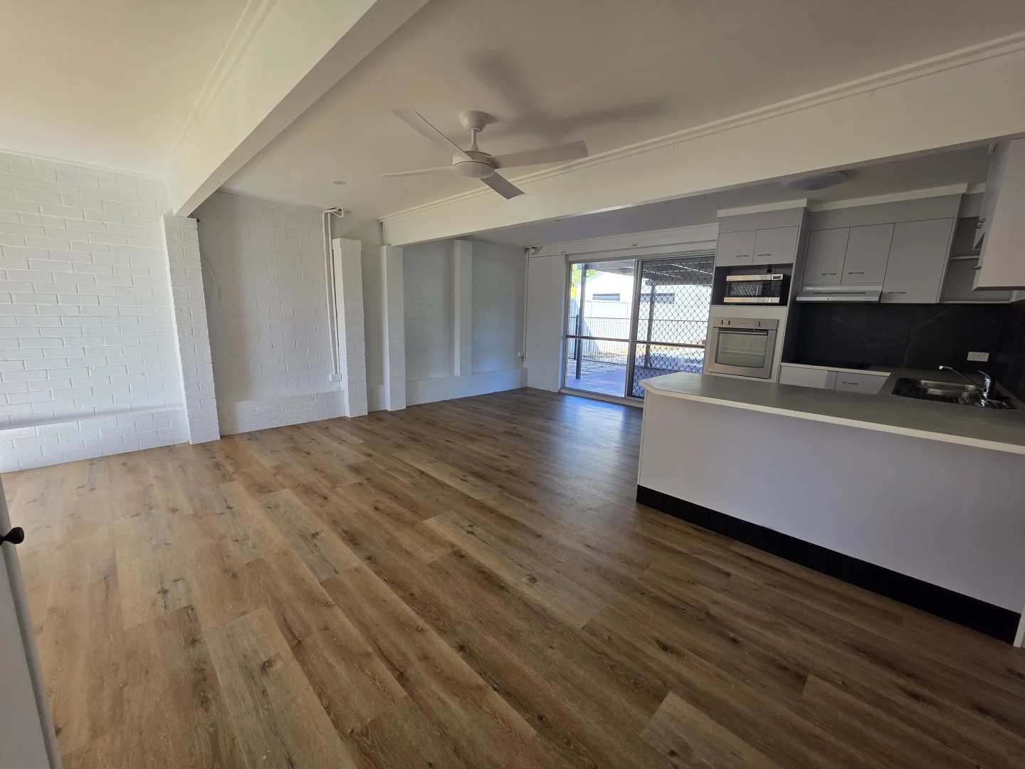 Additional image 5 of 95b Main Street, Redland Bay QLD 4165