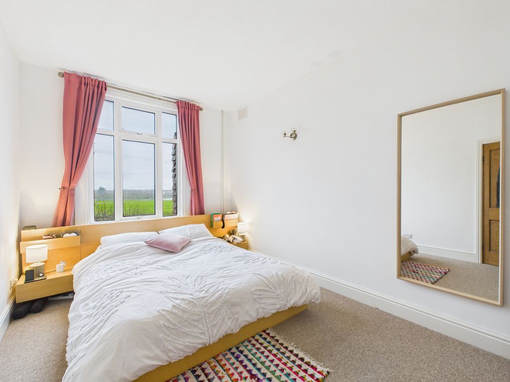 Additional image 9 of 2 bed flat for saleDurleigh Road, Bridgwater TA6