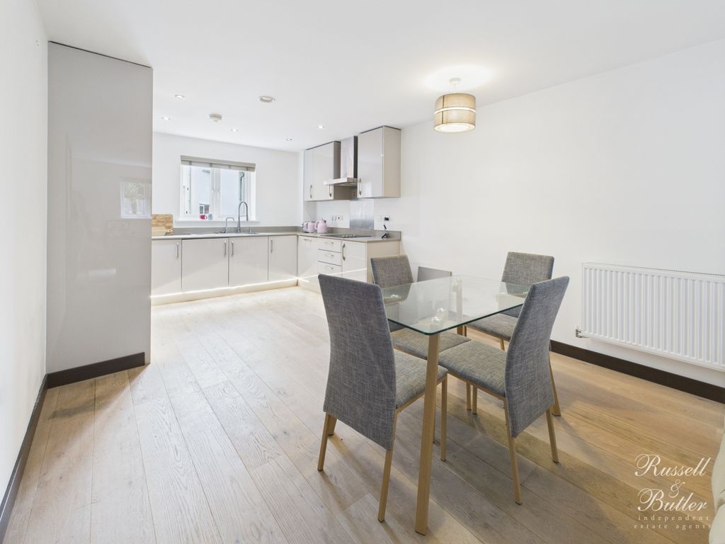 Additional image 5 of 1 bed flat for saleSummerhouse Hill, Buckingham MK18