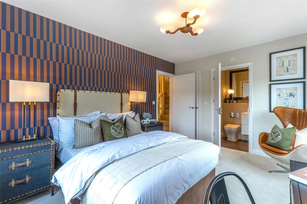 Additional image 14 of 4 bed semi-detached house for saleThe Green, Bolley Avenue, Bordon GU35