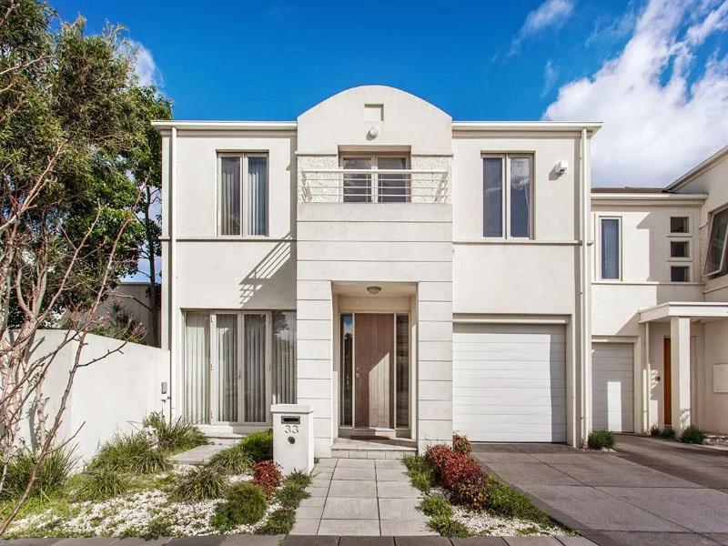 33 Beacon Vista, Port Melbourne VIC 3207