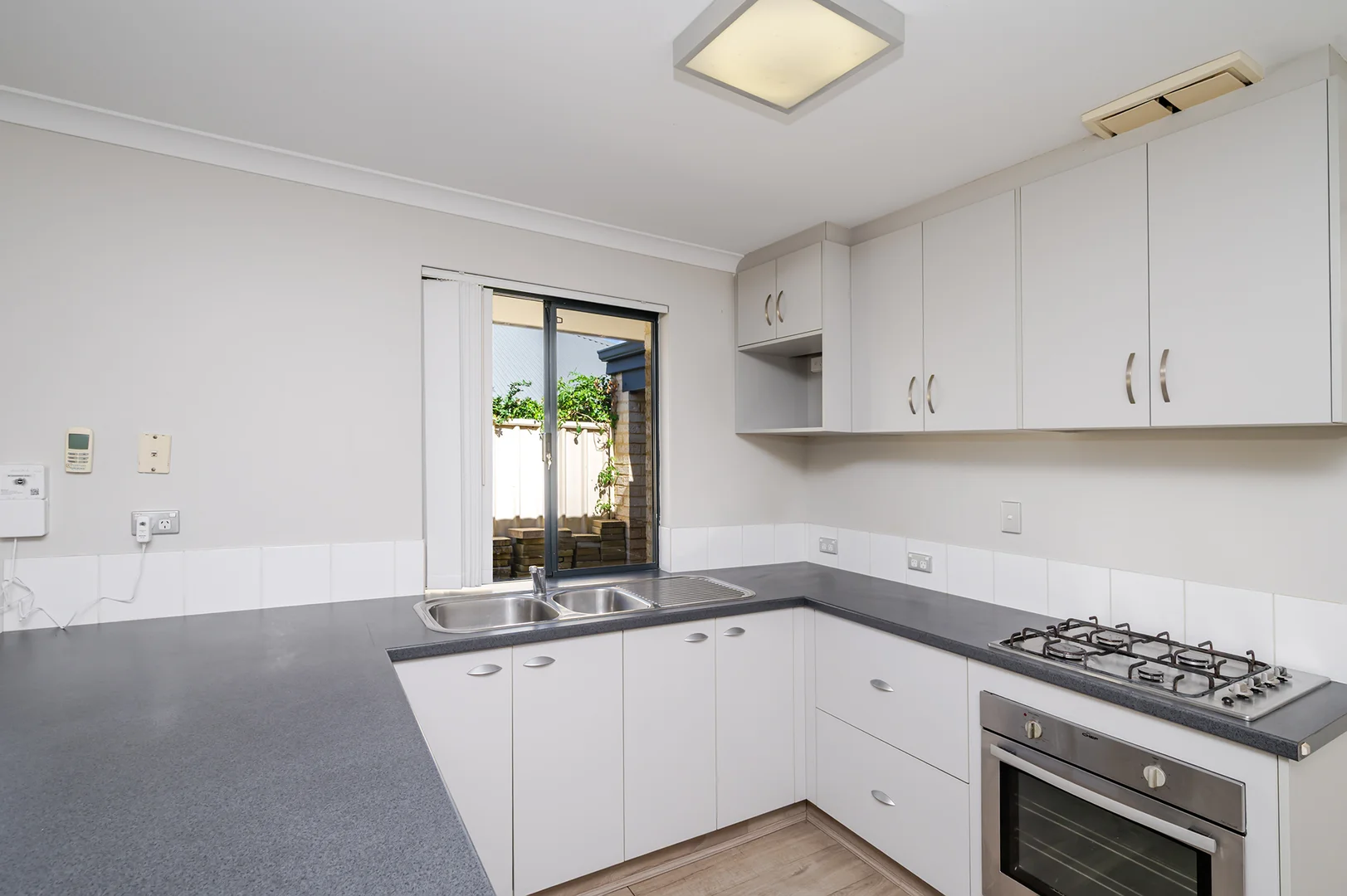 Additional image 6 of 1 Rosea Way, Banksia Grove WA 6031