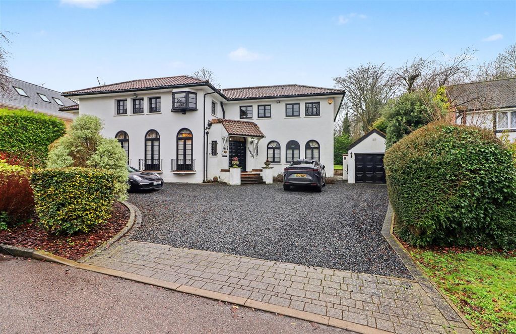 Additional image 39 of 5 bed detached house for saleBarham Avenue, Elstree, Borehamwood WD6