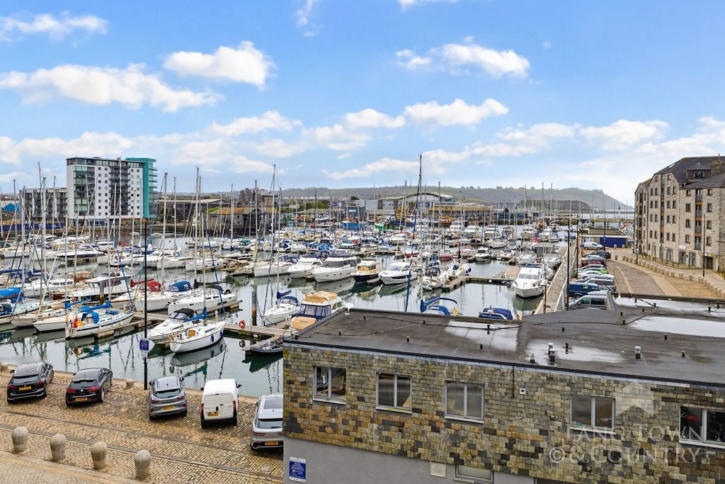 Additional image 17 of 2 bed flat for saleDiscovery Wharf, North Quay, Sutton Harbour PL4