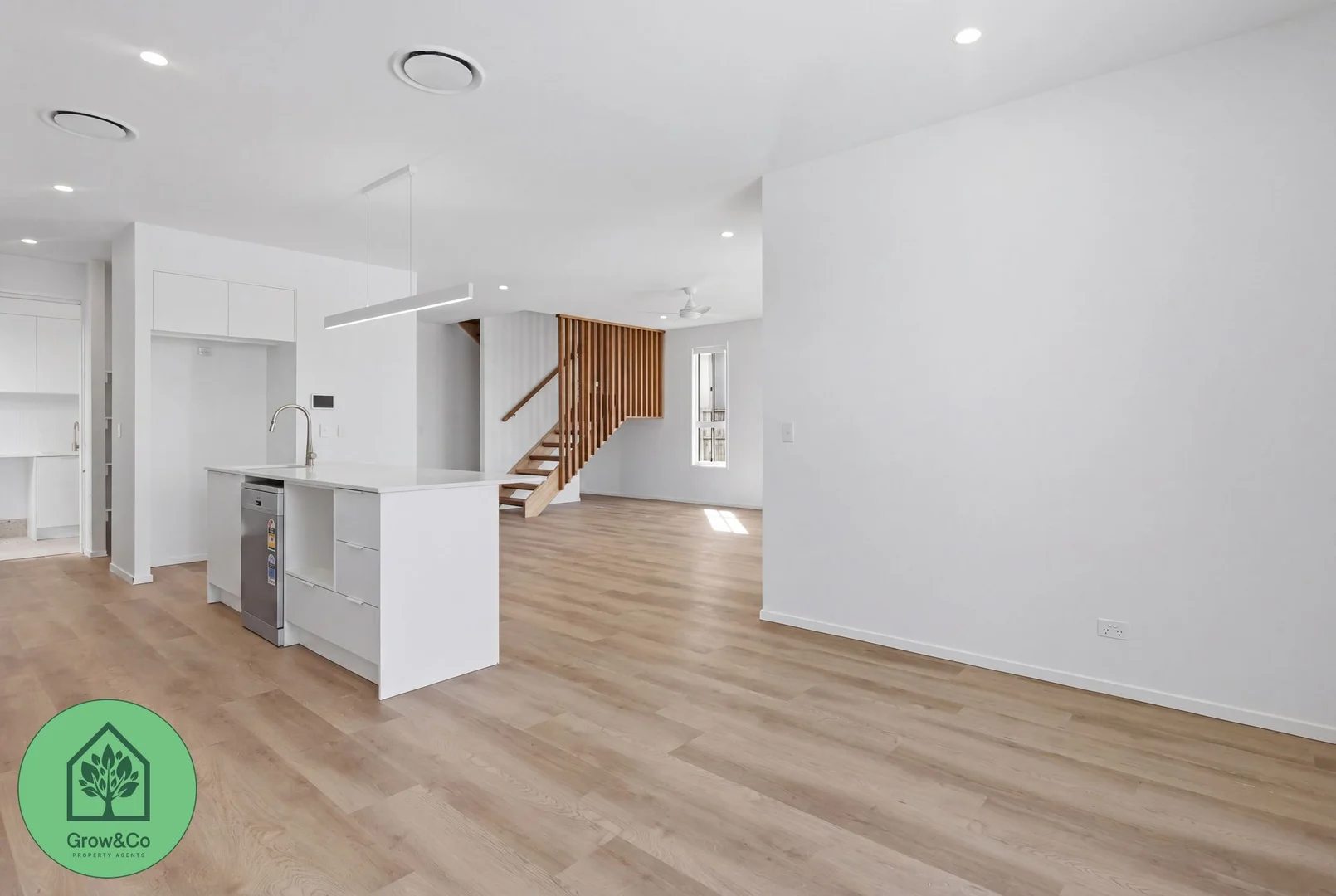 Additional image 19 of 62 North View Street, Hope Island QLD 4212