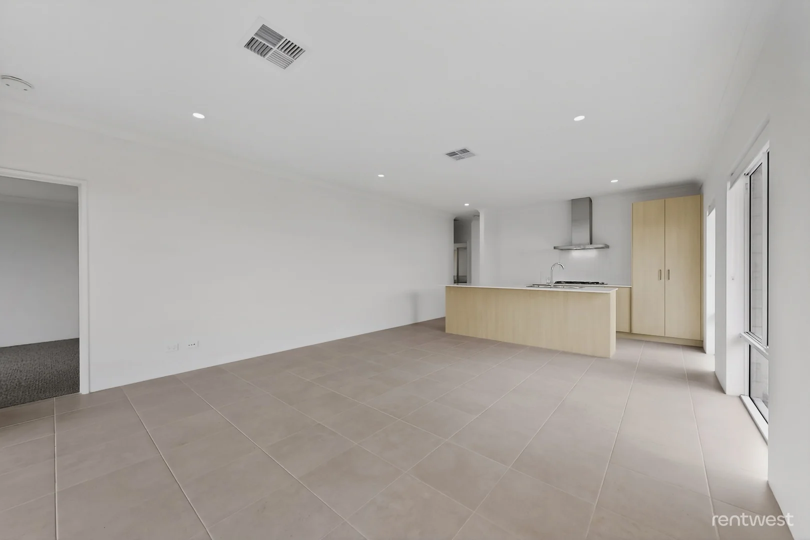106 Elderberry Dr, Baldivis WA 6171 photo 3