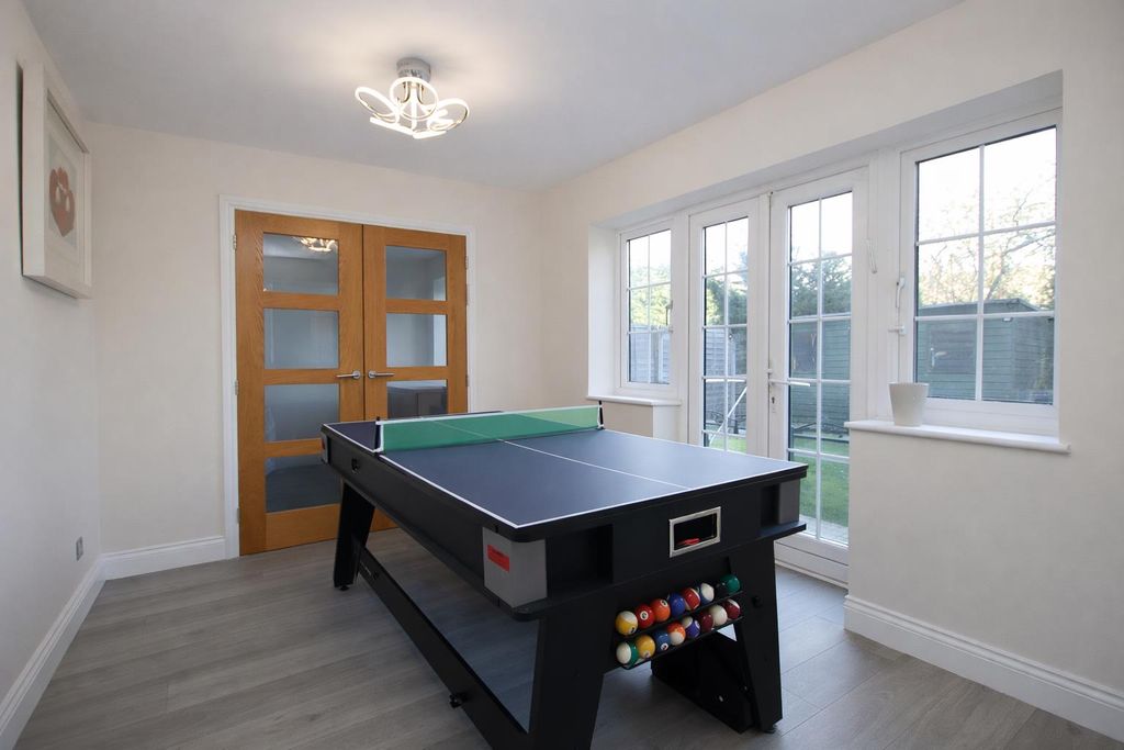 Additional image 9 of 6 bed detached house for saleTilehouse Close, Borehamwood WD6