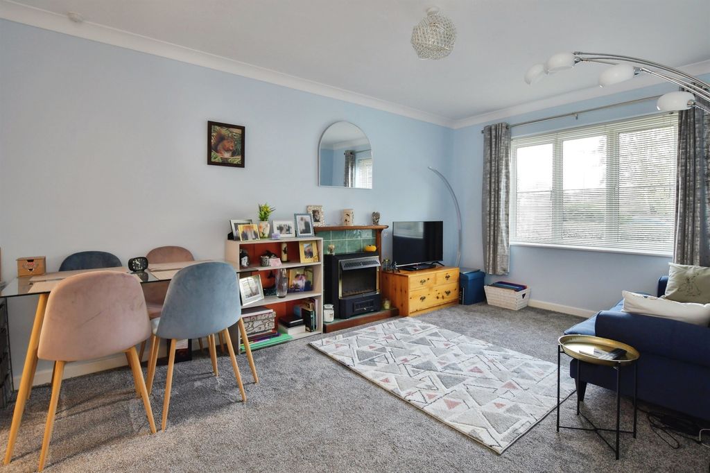 Additional image 2 of 1 bed flat for saleWhite Cliff Mill St, Blandford Forum DT11
