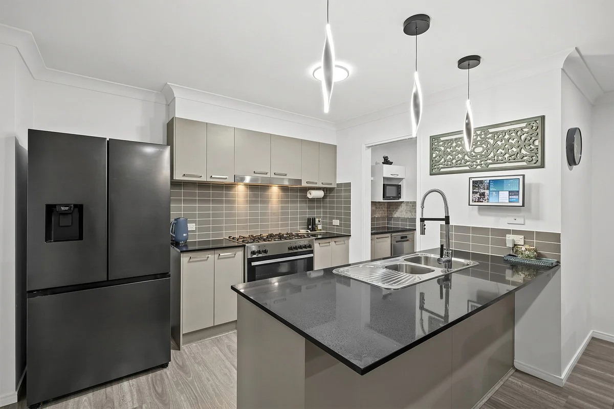 Additional image 2 of 100 Mount Huntley Street, Park Ridge QLD 4125