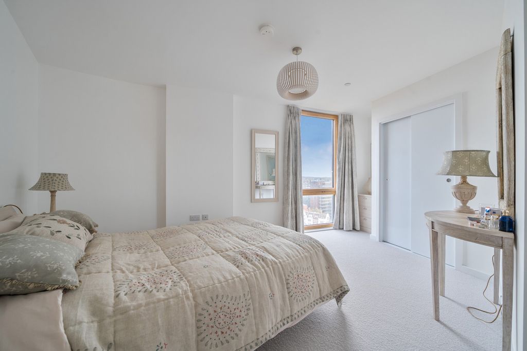 Additional image 3 of 2 bed flat for saleSt. Marks Square, Bromley BR2