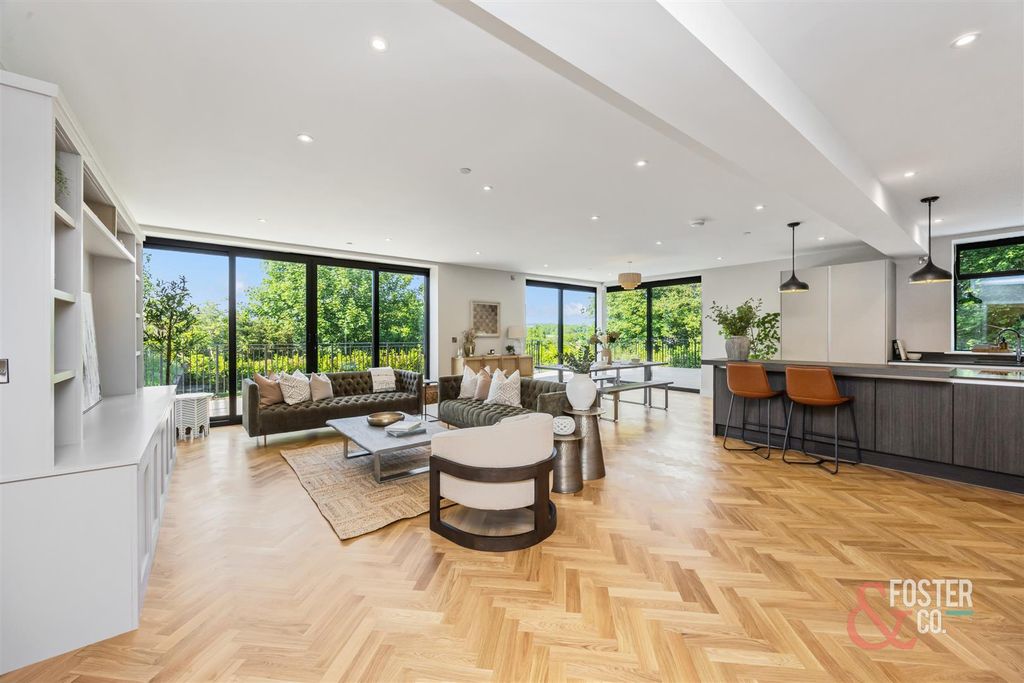 Additional image 16 of 5 bed detached house for saleWithdean Road, Brighton BN1