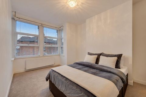 Rockhall Road, London NW2