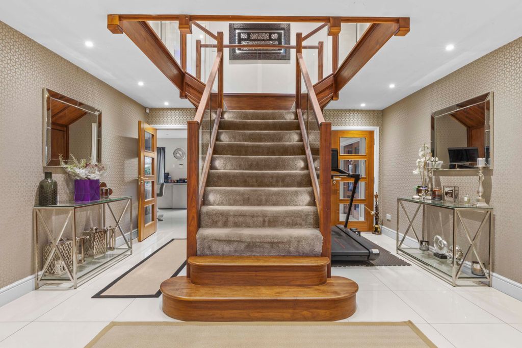 Additional image 9 of 6 bed detached house for saleChilterns Park, Bourne End, Buckinghamshire SL8
