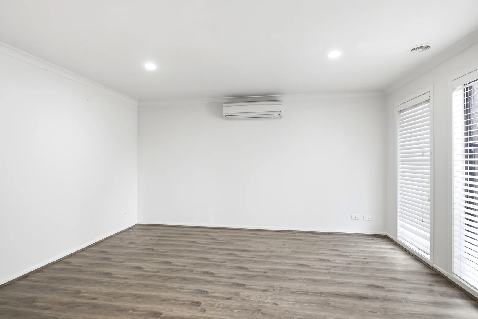 Additional image 6 of 14 St Mellion Close, Sunbury VIC 3429
