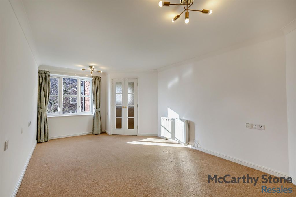 Additional image 3 of 1 bed flat for saleSt Rumbolds Court, Buckingham Road, Brackley NN13