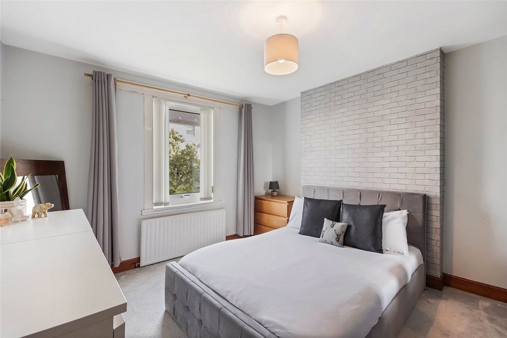 2 bed flat for saleCarleith Avenue, Clydebank, West Dunbartonshire G81 photo 4