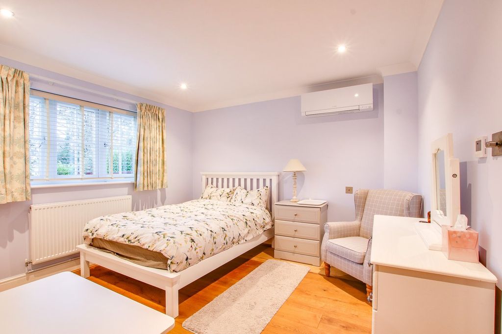 Additional image 14 of 5 bed detached house for saleArmstrong Road, Brockenhurst SO42