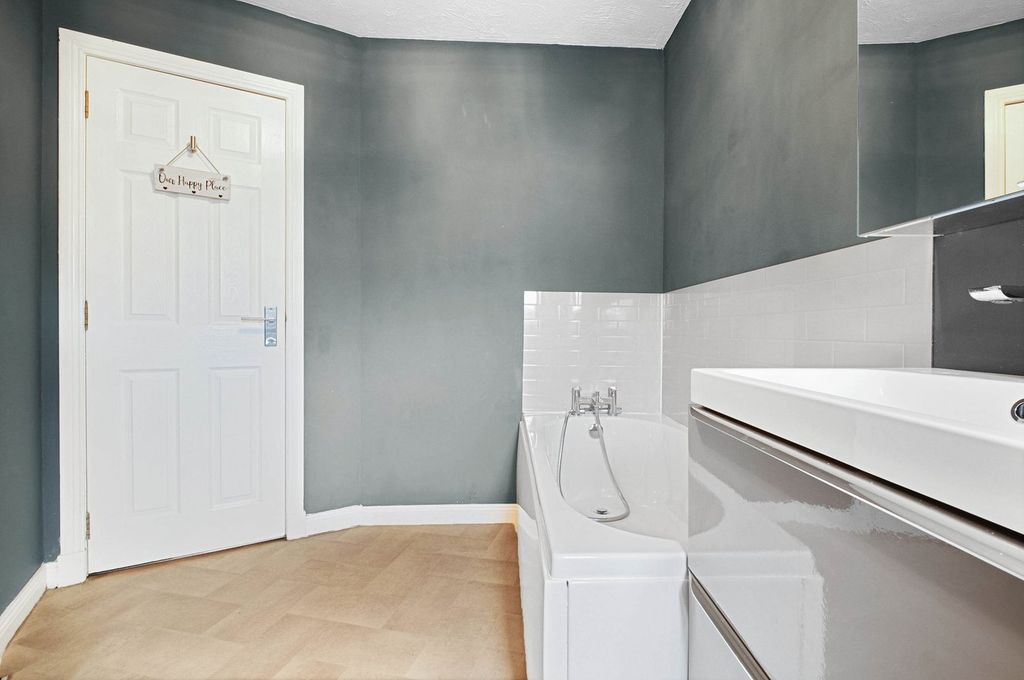 Additional image 10 of 2 bed flat for salePowmill Gardens, Prestwick KA9