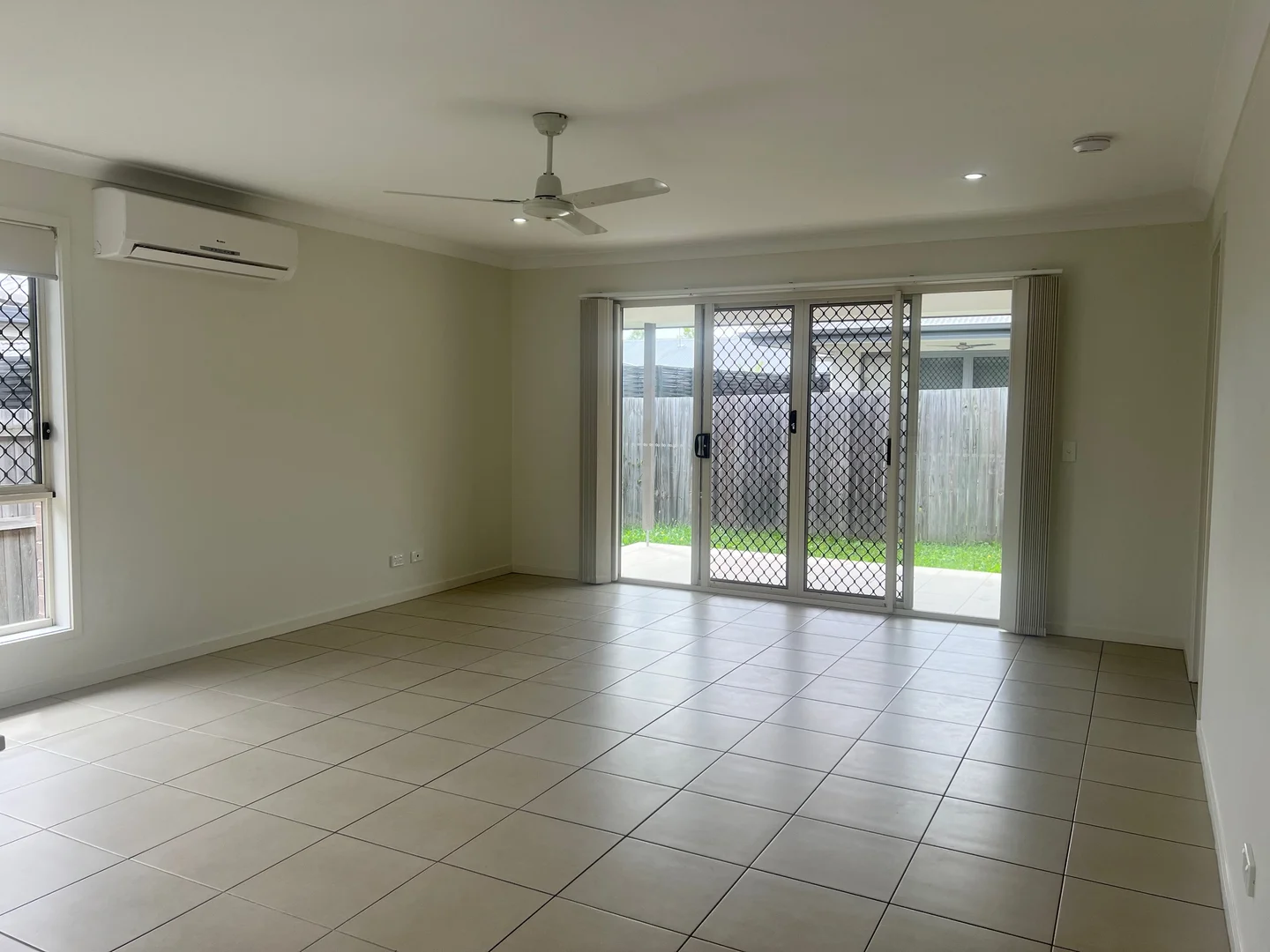 Additional image 15 of 33 Bluestone Dr, Logan Reserve QLD 4133