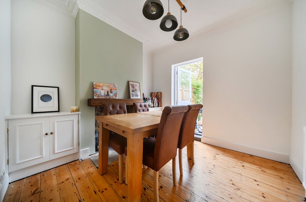 Additional image 5 of 2 bed terraced house for salePlaistow Grove, Bromley BR1