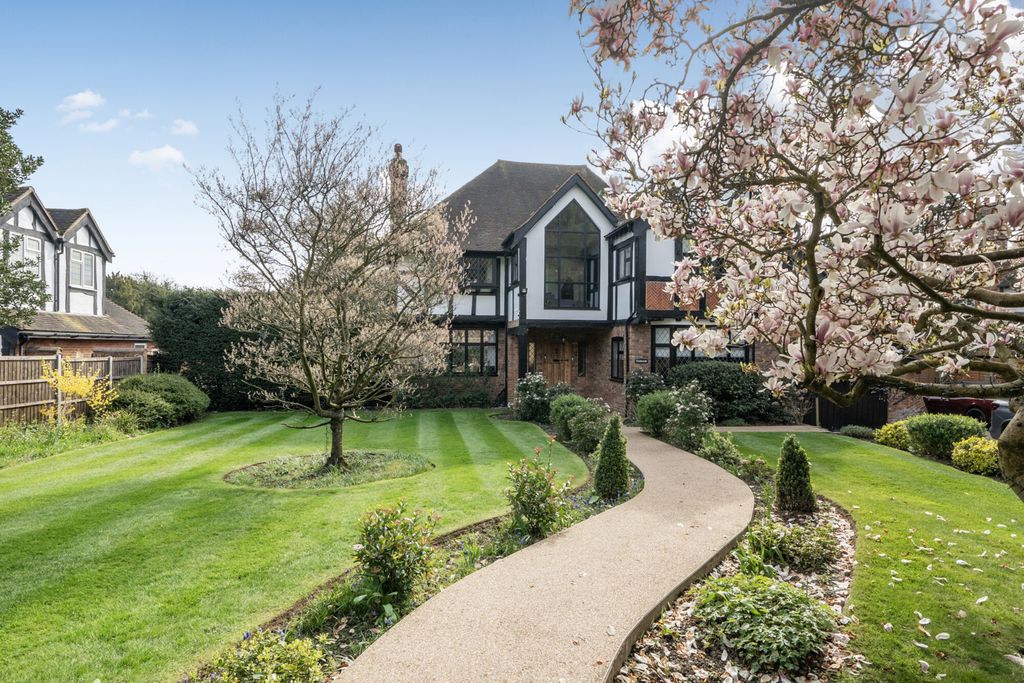 Additional image 31 of 5 bed detached house for saleBickley Park Road, Bromley BR1