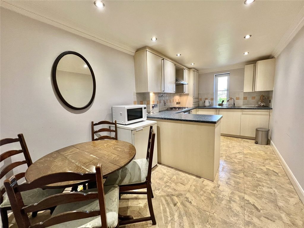 Additional image 8 of 2 bed flat for salePercy Gardens, Blandford Forum, Dorset DT11