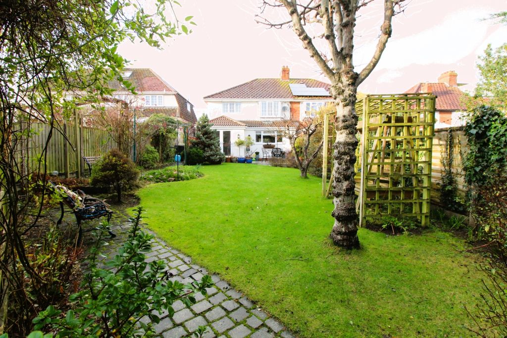 Additional image 34 of 4 bed semi-detached house for sale21 Hamp Green Rise, Bridgwater TA6