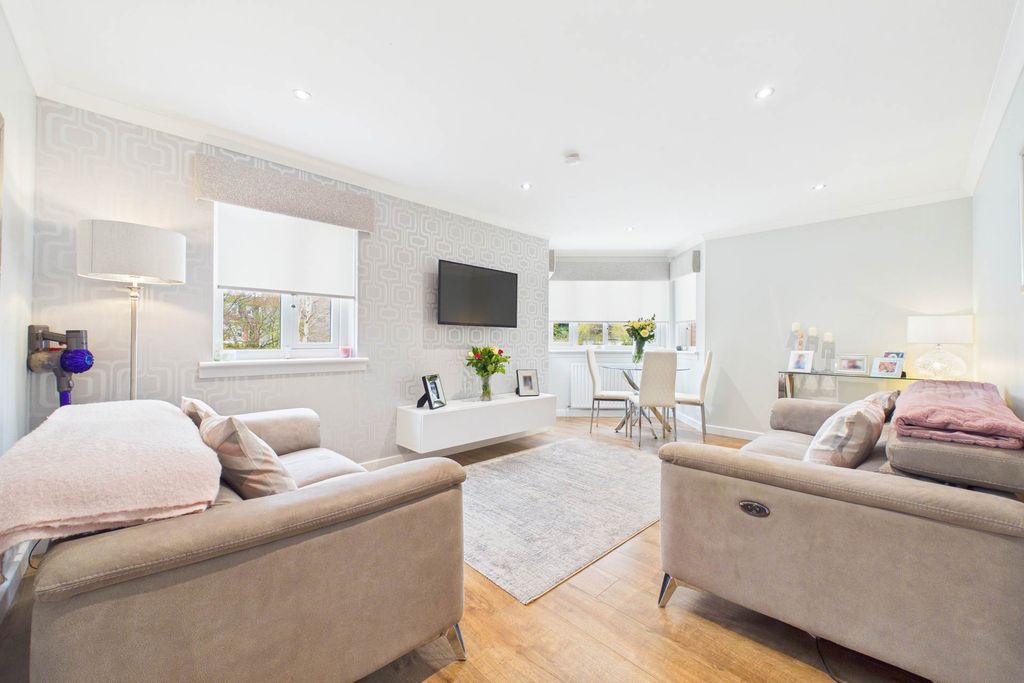 Additional image 3 of 2 bed flat for saleSouth Park Grove, Hamilton ML3
