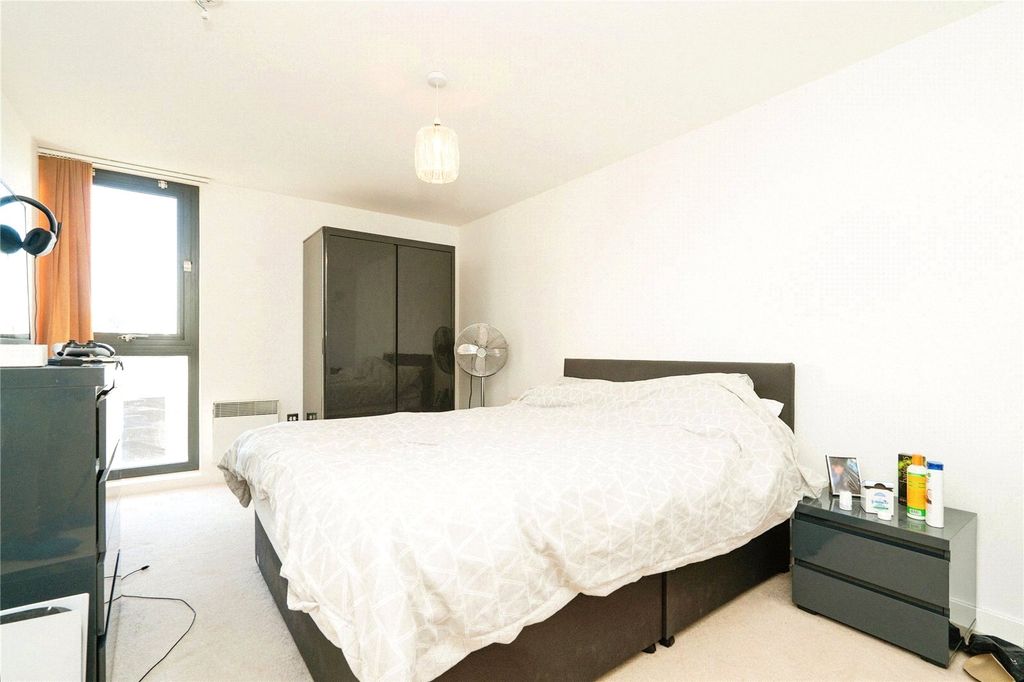 Additional image 11 of 3 bed flat for saleGeoffrey Watling Way, Norwich, Norfolk NR1