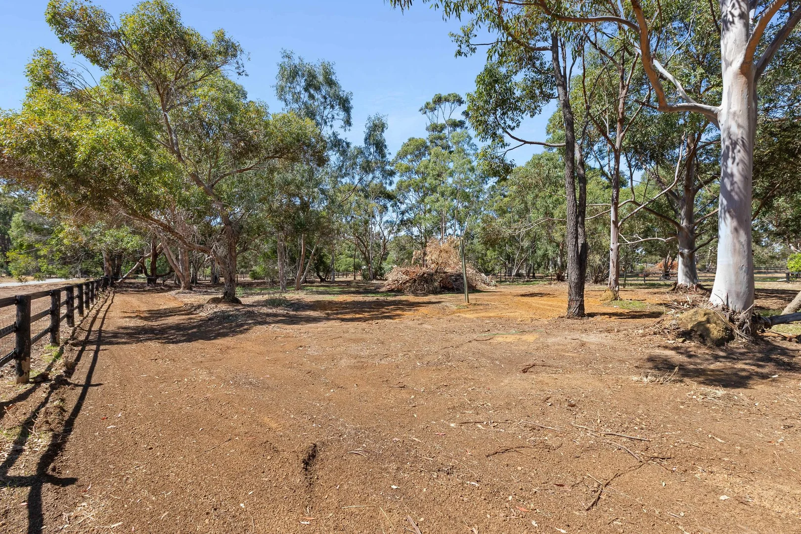 Additional image 33 of 10 College Court, Serpentine WA 6125