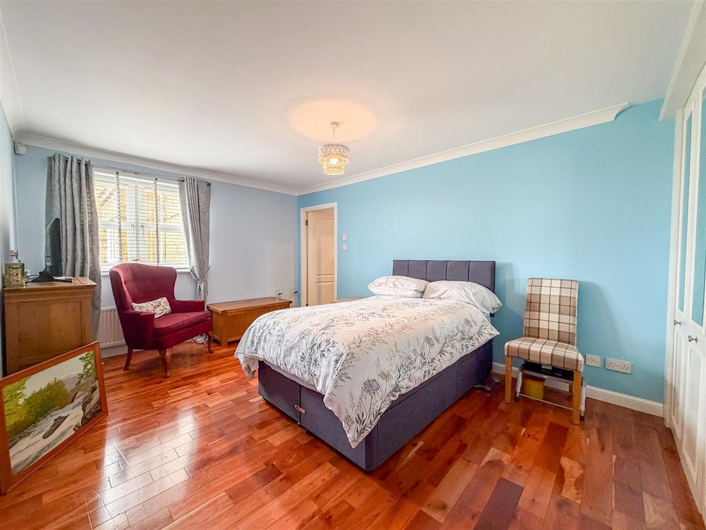 Additional image 9 of 2 bed flat for saleThe Paddock, Hamilton ML3