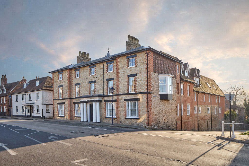 3 bed flat for saleRoyal Oak, High Street, Sevenoaks, Kent TN13