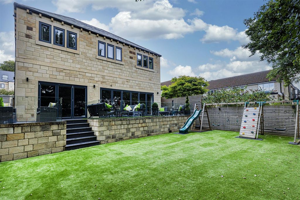Additional image 3 of 5 bed detached house for saleThe Beeches, Birkenshaw, Bradford BD11