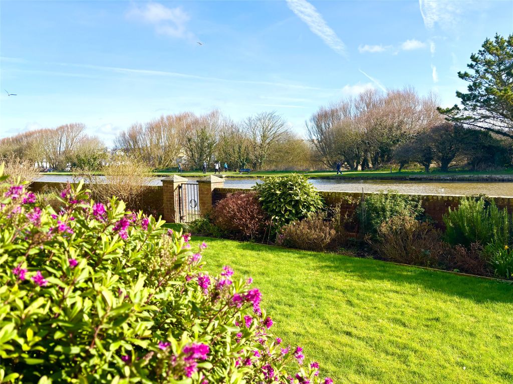 Additional image 10 of 1 bed flat for saleVicarage Road, Bude, Cornwall EX23