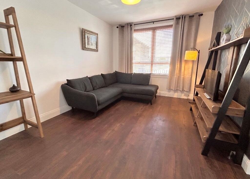 Additional image 4 of 2 bed flat for saleCarmuirs Avenue, Camelon FK1