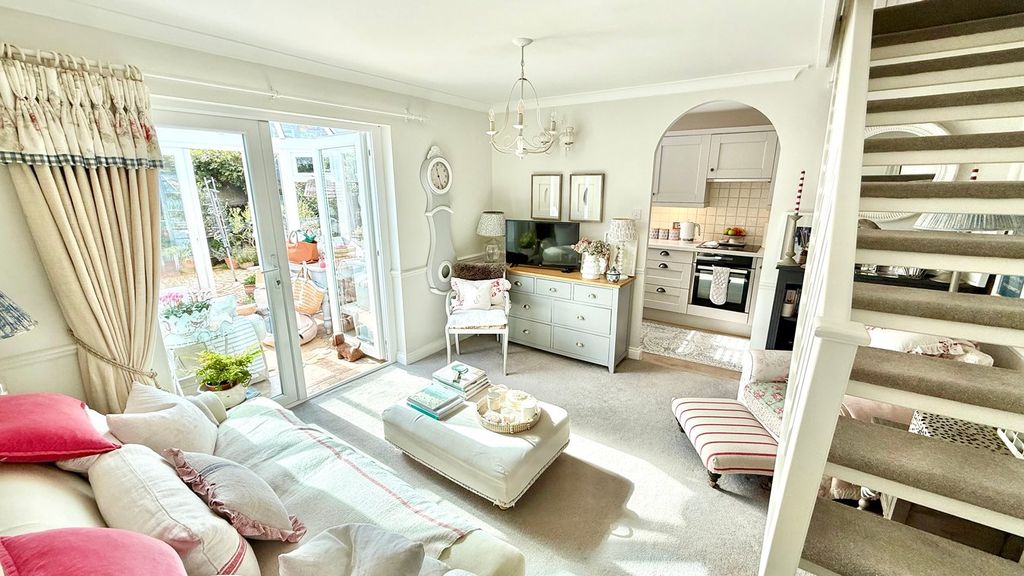 Additional image 2 of 1 bed property for saleSpartina Drive, Lymington SO41