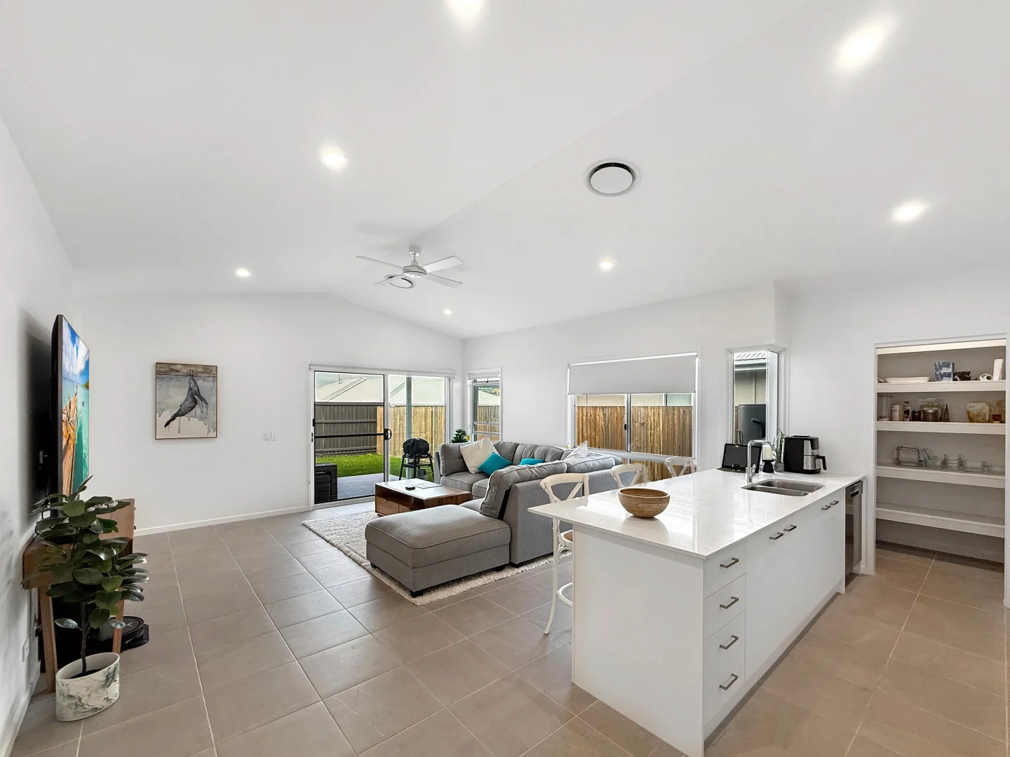 40 Dune Way, Banya QLD 4551 photo 2