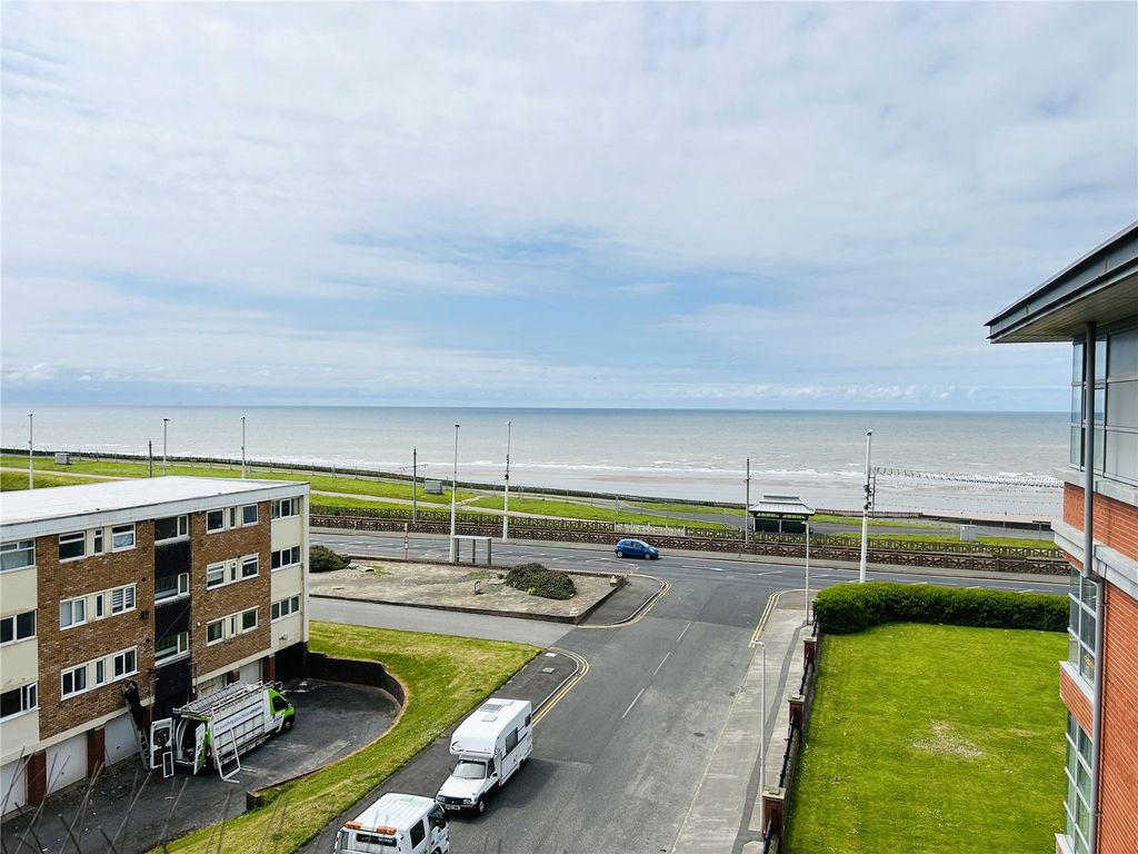 Additional image 4 of 2 bed flat for saleQueens Promenade, Bispham, Blackpool FY2