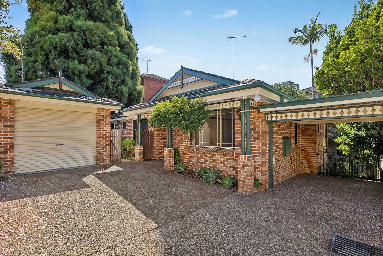 2/14 Cliff Road, Epping NSW 2121