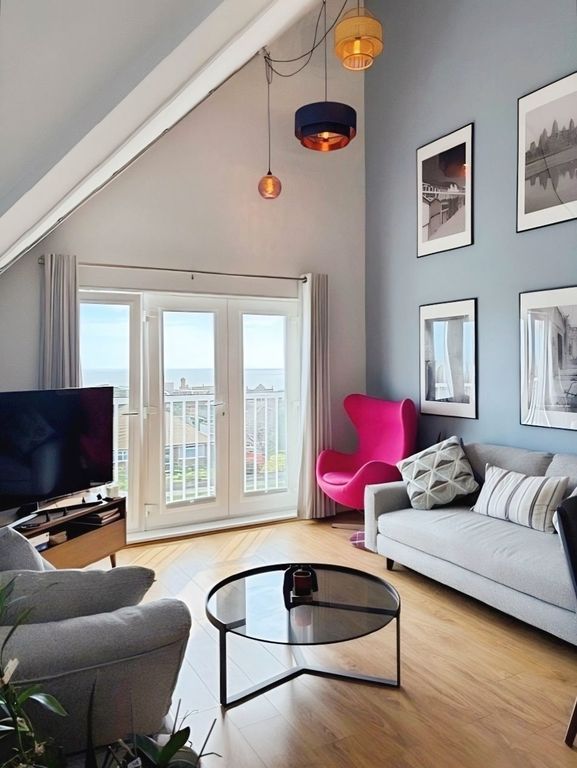 Additional image 6 of 3 bed flat for sale72 Dumpton Park Drive, Broadstairs, Kent CT10
