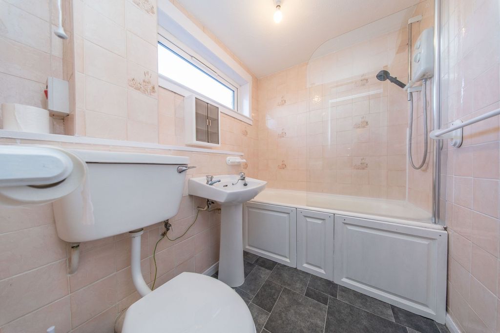 Additional image 13 of 3 bed terraced house for saleHeatherbank, Ladywell, Livingston EH54