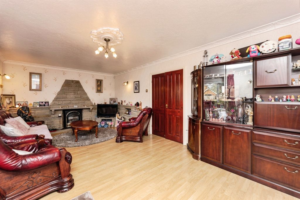 Additional image 11 of 5 bed detached house for saleBirstall Lane, Drighlington, Bradford BD11