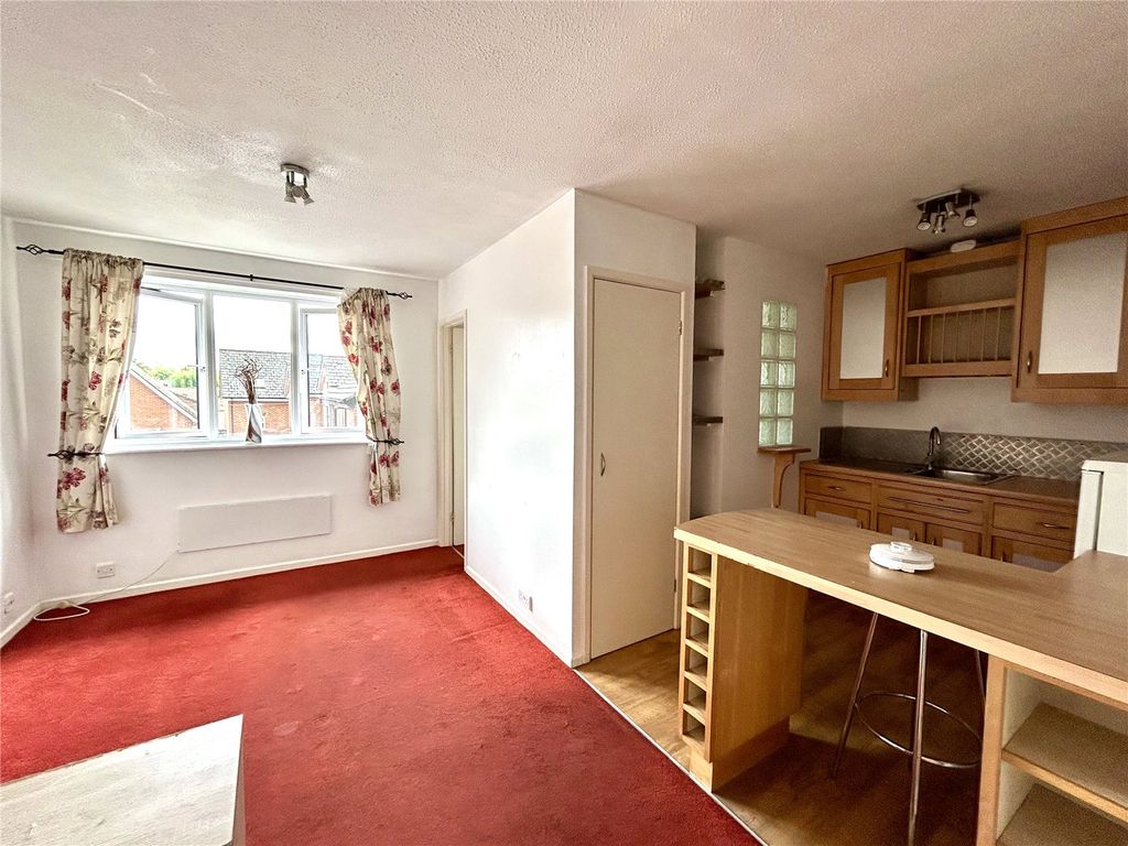 Additional image 4 of 1 bed flat for saleOakfield Court, Blandford Forum, Dorset DT11