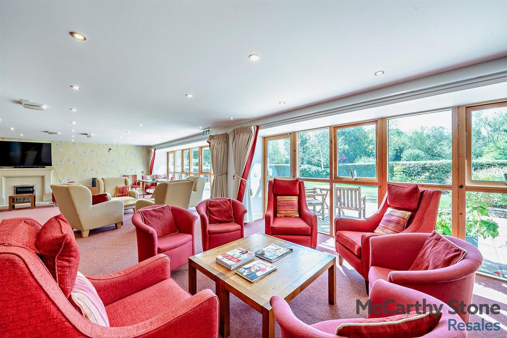 Additional image 14 of 2 bed flat for saleEllisfields Court, Mount Street, Taunton TA1