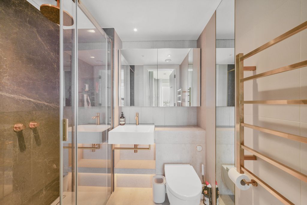 Additional image 23 of 3 bed flat for saleCascade Way, White City W12